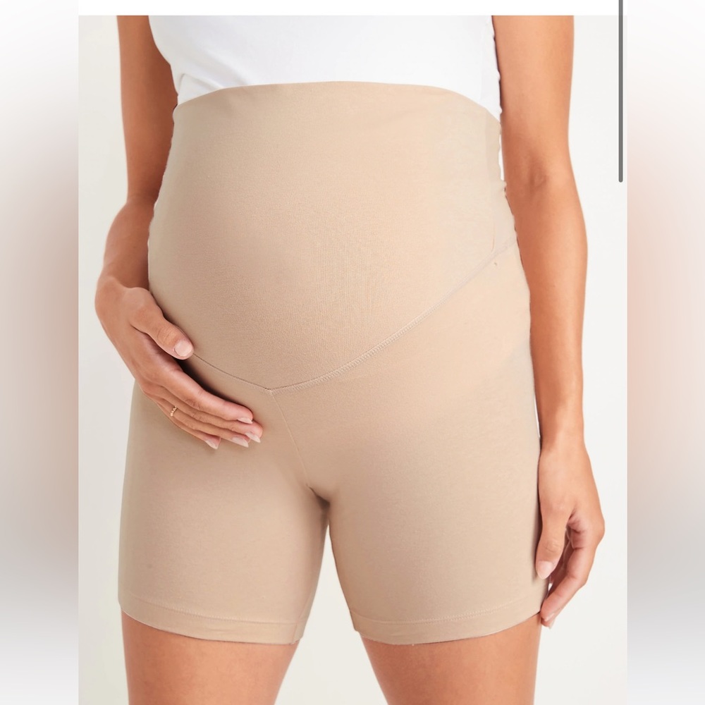 Maternity shorts
